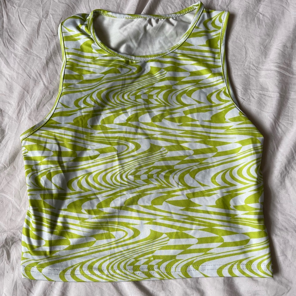 Trippy pattern tank - Picture 1 of 4